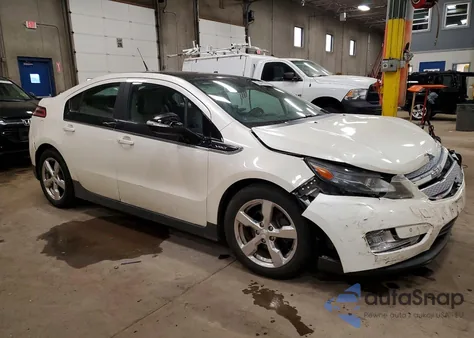 2012 Chevrolet Volt z USA, uszkodzony, nr VIN 1G1RD6E47CU103027